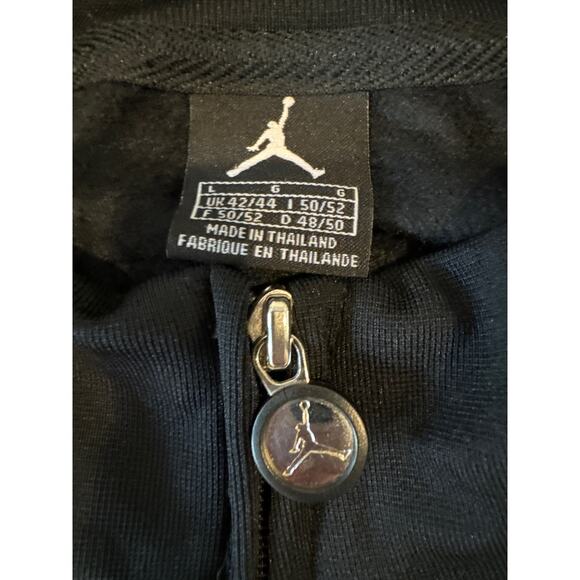 Nike Air Jordan Men’s‎ Full Zipper Jacket Size L Red /Black 100% Polyester - Picture 2 of 6